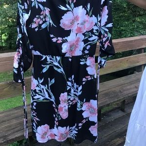 *NEVER WORN* black floral dress